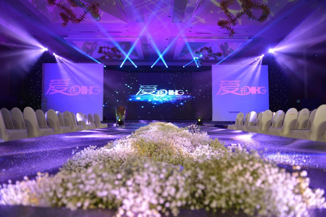 Radisson Hotel Tianjin Aqua City Exteriör bild